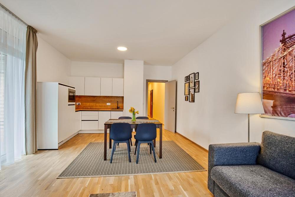 Dolcevita Apartments Гаррахов Экстерьер фото